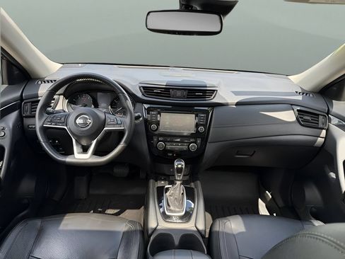 Used 2019 Nissan Rogue SL w/ Premium Package AWD/4WD image 24