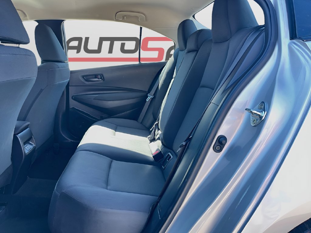 Used 2025 Toyota Corolla LE FWD image 22