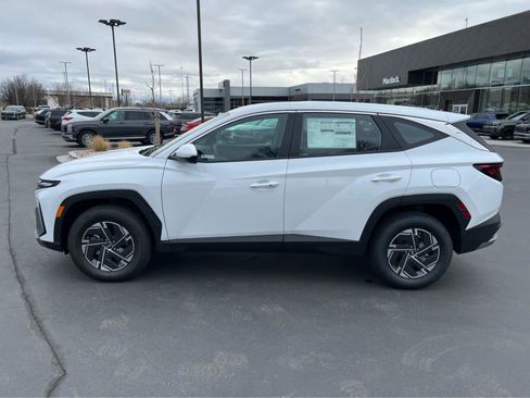 New 2026 Hyundai Tucson Blue SE AWD/4WD image 12