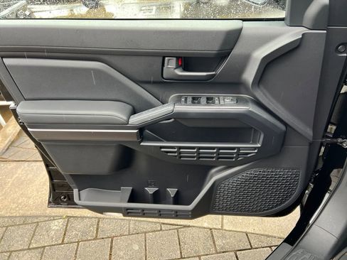 New 2026 Toyota 4Runner SR5 image 16