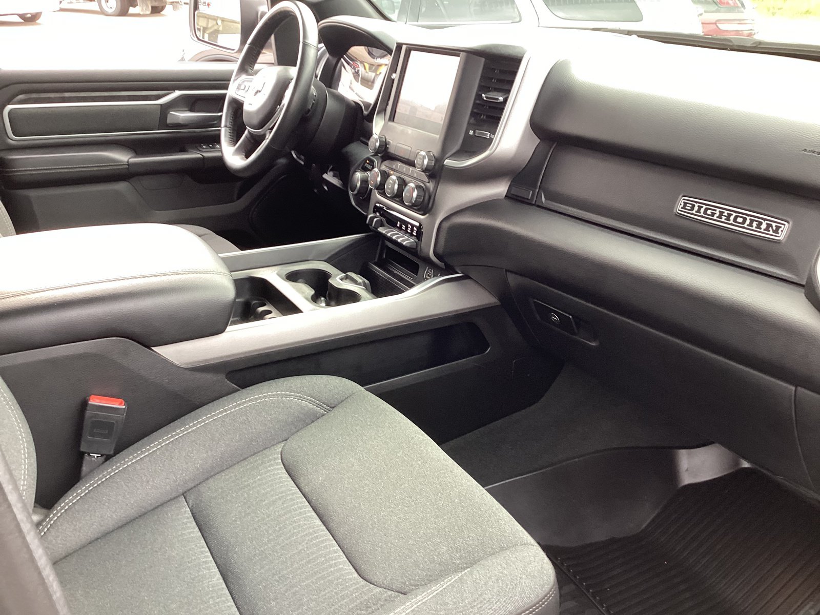 Used 2022 RAM 1500 Big Horn AWD/4WD image 14