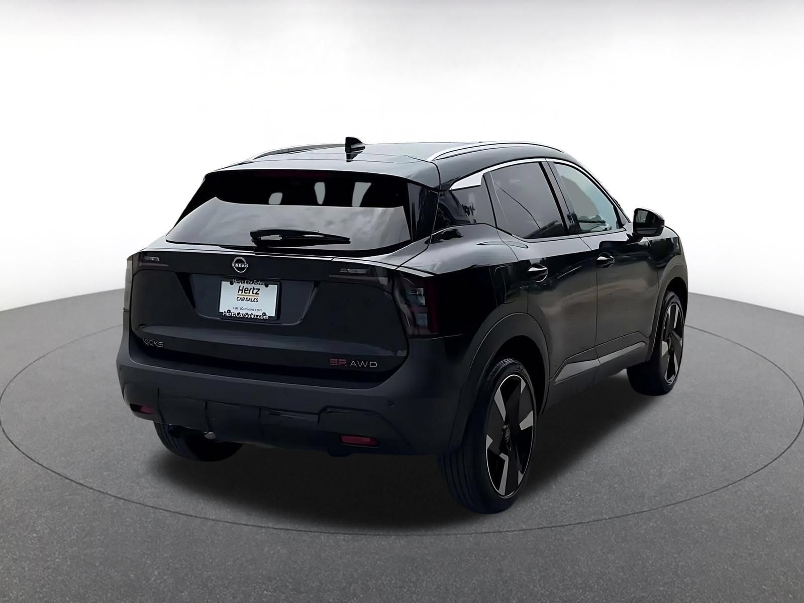Used 2026 Nissan Kicks SR AWD/4WD image 14