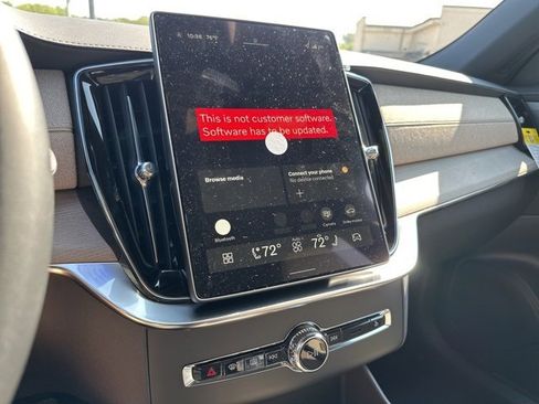 New 2026 Volvo XC90 B6 Plus w/ Protection Package Premier image 15