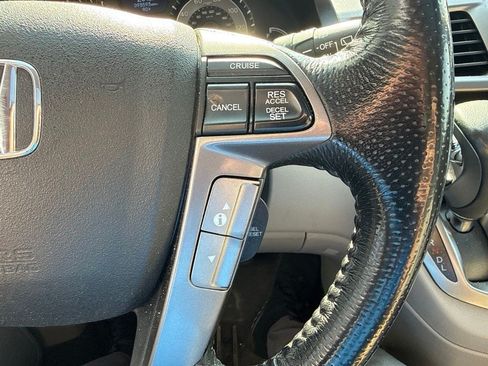 Used 2015 Honda Odyssey Touring image 16