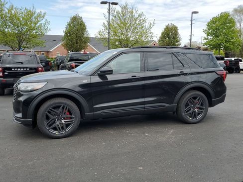 New 2026 Ford Explorer ST-Line w/ ST-Line Street Pack AWD/4WD image 43