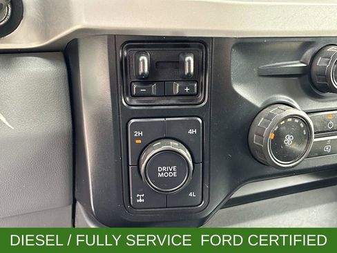 Used 2024 Ford F250 XLT w/ FX4 Off-Road Package AWD/4WD image 29