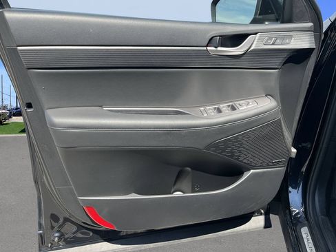Used 2024 Hyundai Palisade Limited AWD/4WD image 17
