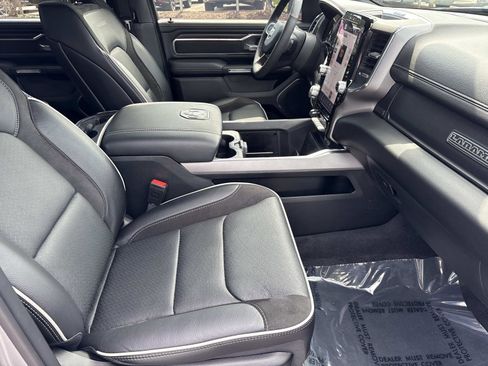 Used 2025 RAM 1500 Laramie w/ Sport Appearance Package AWD/4WD image 34