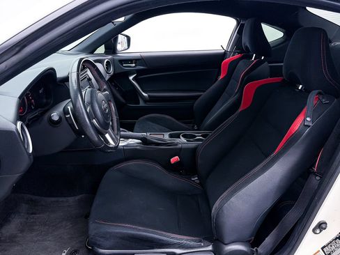 Used 2015 Scion FR-S RWD image 12