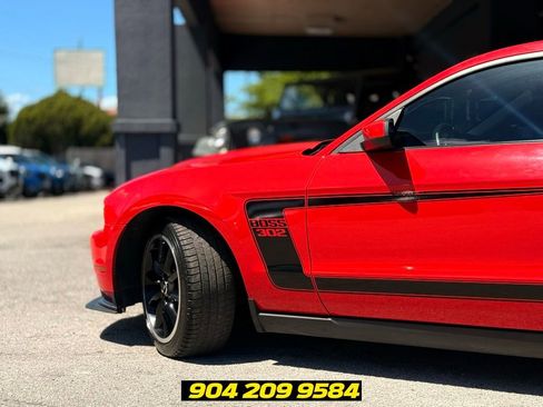 Used 2012 Ford Mustang Boss 302 w/ Boss 302 Accessory Pkg RWD image 4