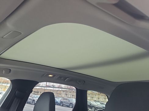 New 2026 Volvo XC60 T8 Ultra w/ Protection Package Premier image 6