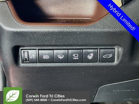Used 2021 Toyota RAV4 Limited AWD/4WD image 19