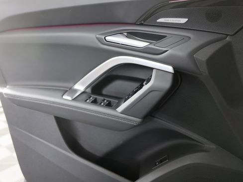 Used 2025 Audi Q5 Premium Plus image 27