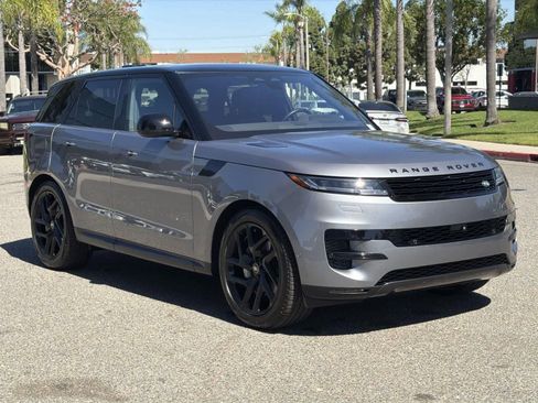 Used 2023 Land Rover Range Rover Sport SE AWD/4WD image 5