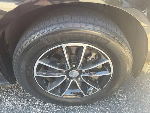 Used 2019 Dodge Grand Caravan GT FWD image 22