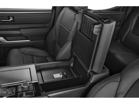 Used 2024 Toyota Tundra Platinum AWD/4WD image 12