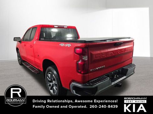 Used 2024 Chevrolet Silverado 1500 LT image 9
