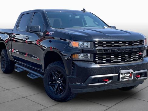 Used 2021 Chevrolet Silverado 1500 Custom Trail Boss AWD/4WD image 3