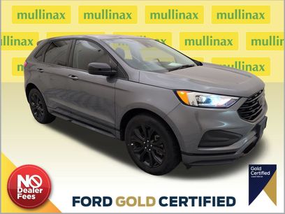 Used 2024 Ford Edge SE w/ Black Appearance Package