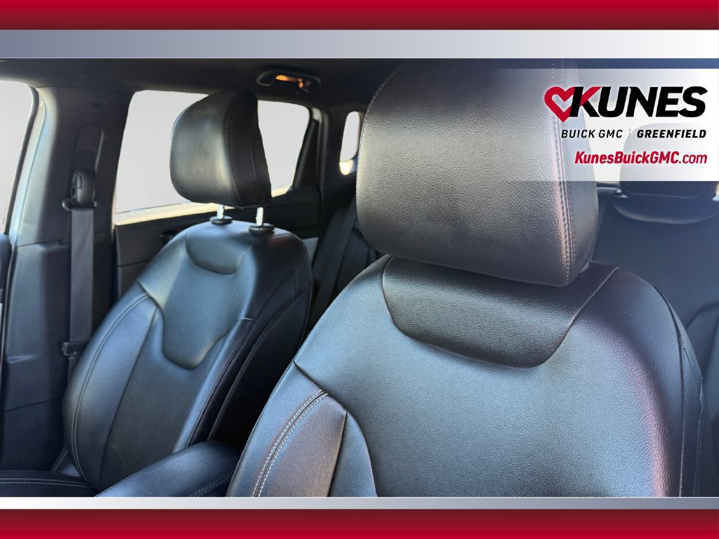 Used 2025 Jeep Compass Limited AWD/4WD image 22