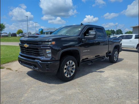 Certified 2024 Chevrolet Silverado 2500 Custom w/ Custom Convenience Package image 1