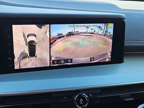 New 2026 Nissan Murano SL image 13