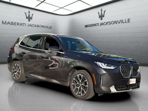 Used 2025 BMW X3 xDrive30i image 13