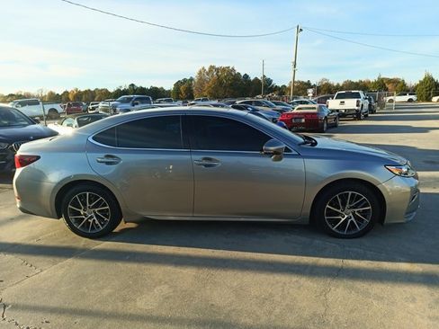 Used 2016 Lexus ES 350 image 2