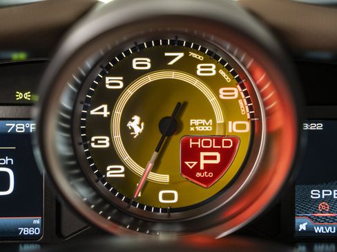 Used 2019 Ferrari 812 Superfast RWD image 36