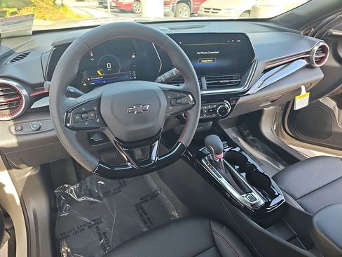 New 2026 Chevrolet Trax RS image 15