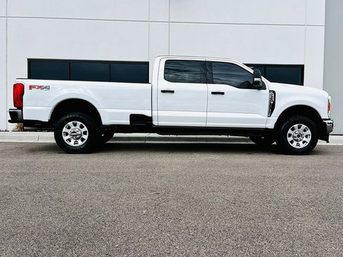 Used 2023 Ford F350 XLT w/ FX4 Off-Road Package image 17