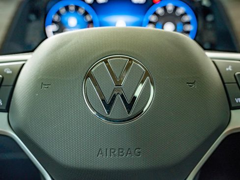 Used 2024 Volkswagen Atlas SEL Premium R-Line AWD/4WD image 24