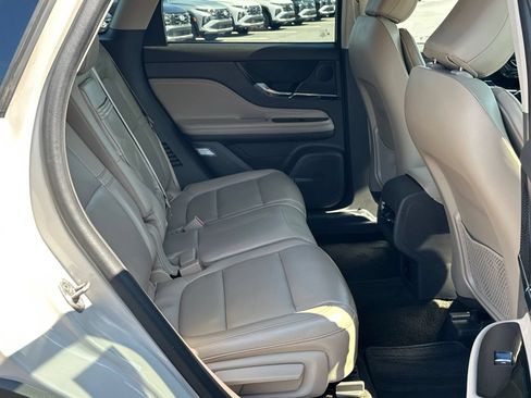 Used 2023 Lincoln Corsair FWD image 16