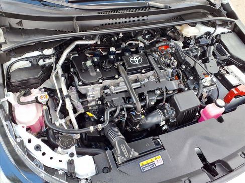 Certified 2025 Toyota Corolla LE image 25