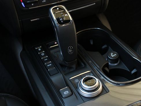 Used 2020 Maserati Ghibli image 15