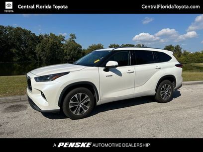 Used 2021 Toyota Highlander XLE