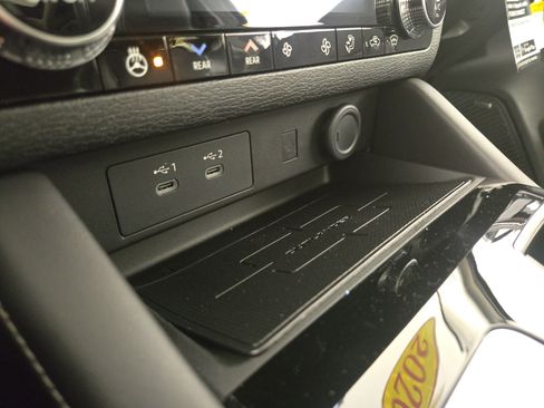 New 2026 Mitsubishi Outlander SEL image 28