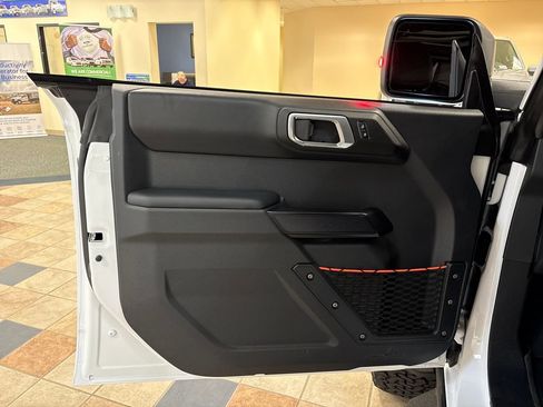 Used 2025 Ford Bronco Raptor AWD/4WD image 24