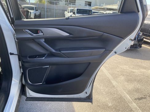 Used 2019 MAZDA CX-9 Touring w/ Touring Premium Package image 19