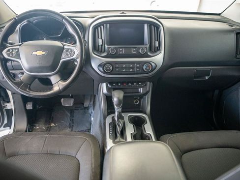 Used 2022 Chevrolet Colorado LT w/ Safety Package AWD/4WD image 14
