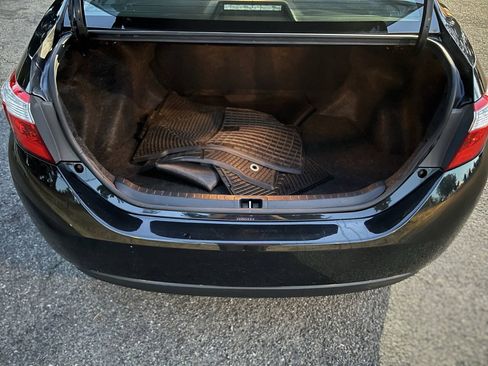 Used 2015 Toyota Corolla S FWD image 25