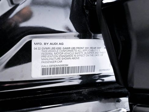 Used 2022 Audi S8 AWD/4WD image 17