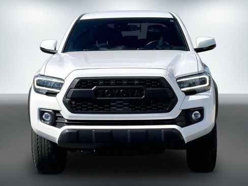 Used 2023 Toyota Tacoma TRD Off-Road w/ Black Out Package (TMS) AWD/4WD image 7