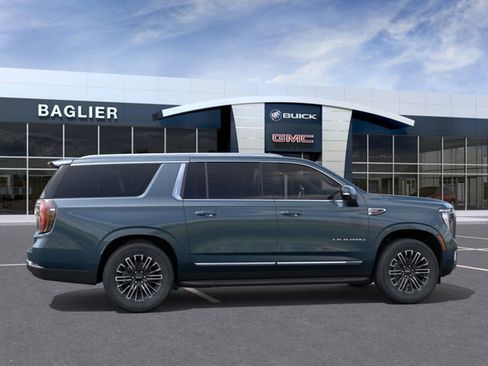 New 2026 GMC Yukon XL Elevation image 5
