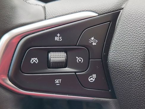Used 2024 Chevrolet Trax ACTIV w/ Driver Confidence Package FWD image 12