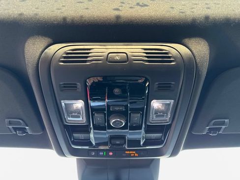 New 2026 Cadillac Escalade ESV Luxury w/ LPO, Floor Liner Package AWD/4WD image 24