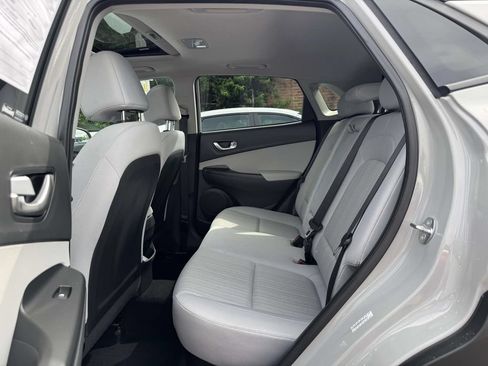 Certified 2023 Hyundai Kona SEL w/ Convenience Package AWD/4WD image 11