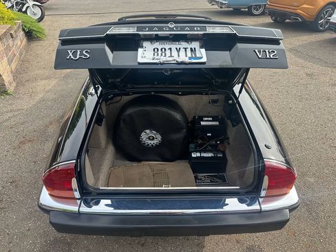 Used 1990 Jaguar XJS V12 Convertible RWD image 6