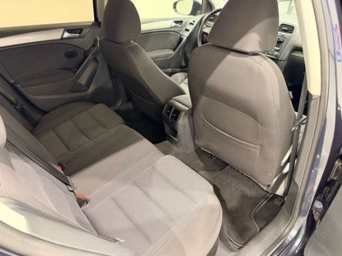 Used 2013 Volkswagen Golf 4-Door FWD image 35