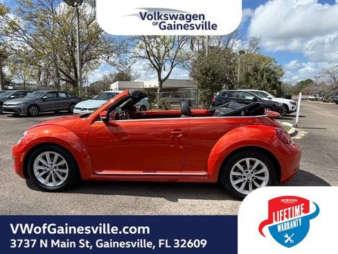 Used 2018 Volkswagen Beetle 2.0T S w/ Style & Comfort Package image 23